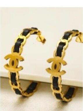 Gold and Black Interwoven Hoop Earrings